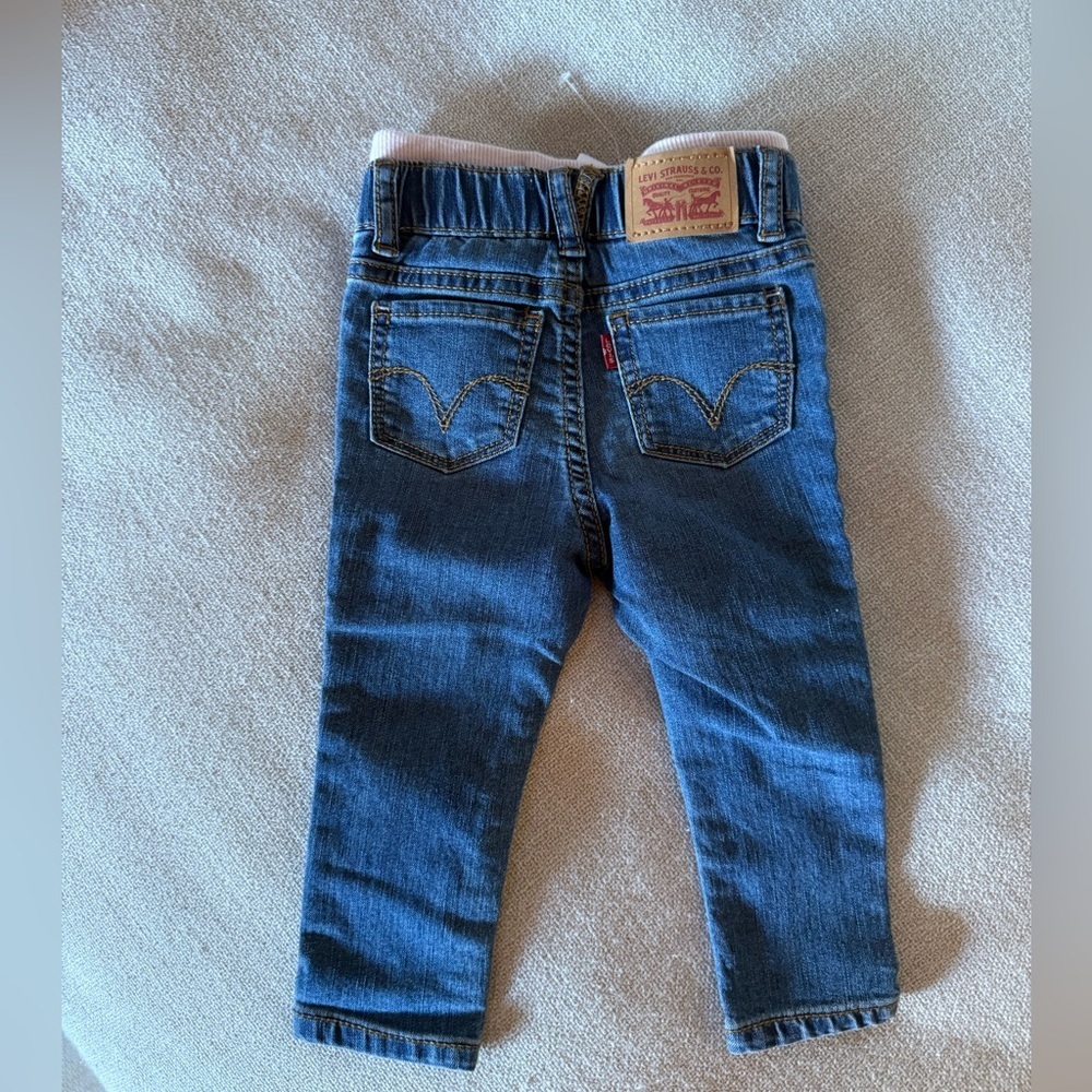 Levi’s pull on skinny jeans‎ 12M NWT​​